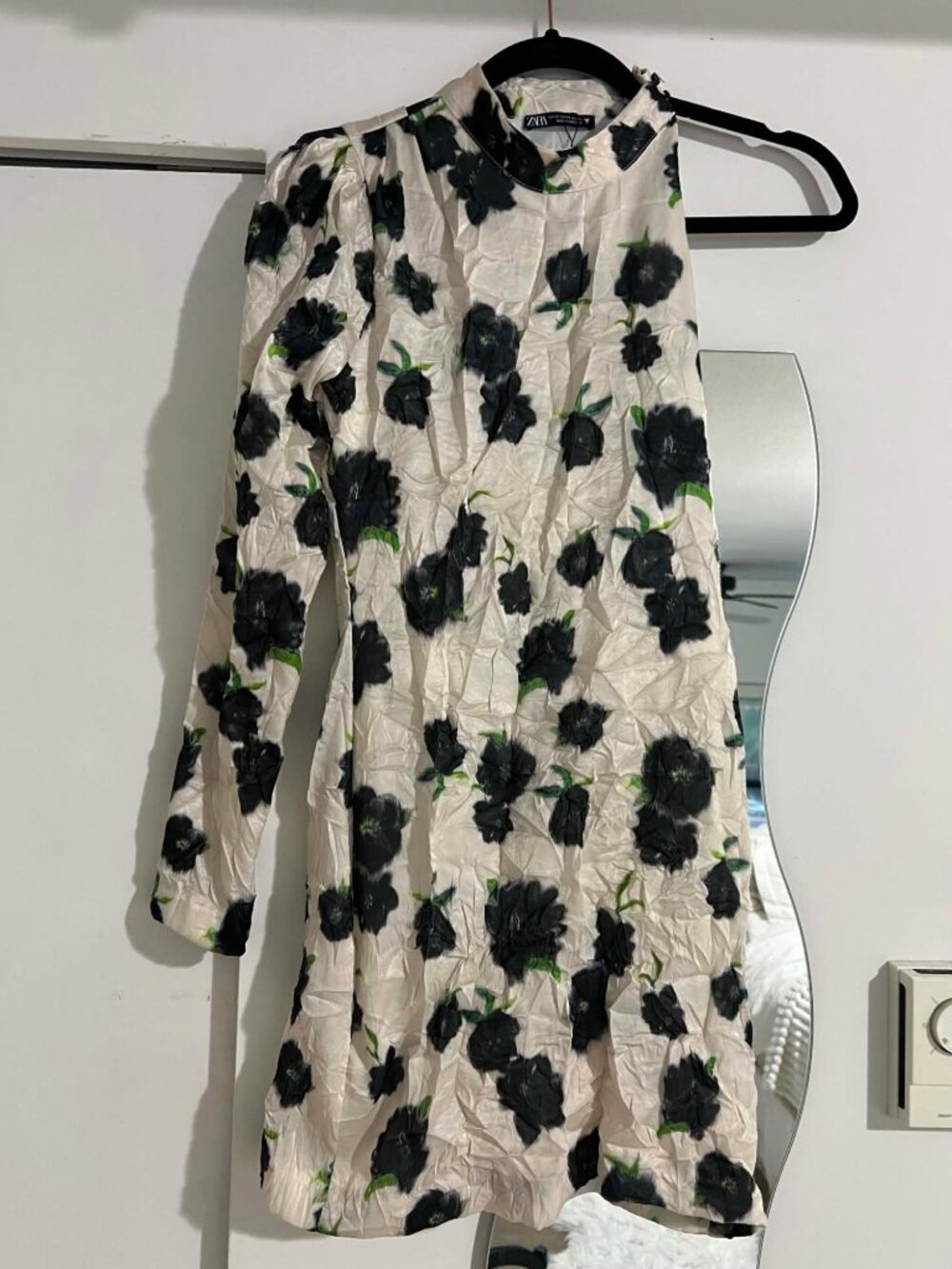 One-sleeved, floral satin crinkle mini dress, size XS